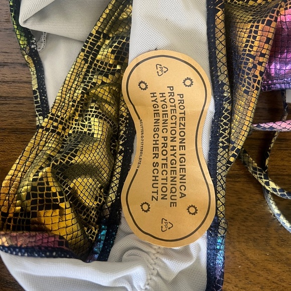 Matte Collection METALLIC RAINBOW SNAKE PRINT 1 PIECE SWIMSUIT SIZE SMALL NEW - Picture 7 of 8